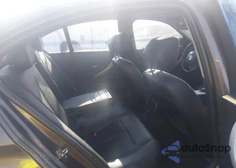 2012 BMW 328I z USA, uszkodzony, nr VIN WBA3A5G57CNP15774